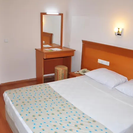 Cinar Family Suite Hotel Side 3*