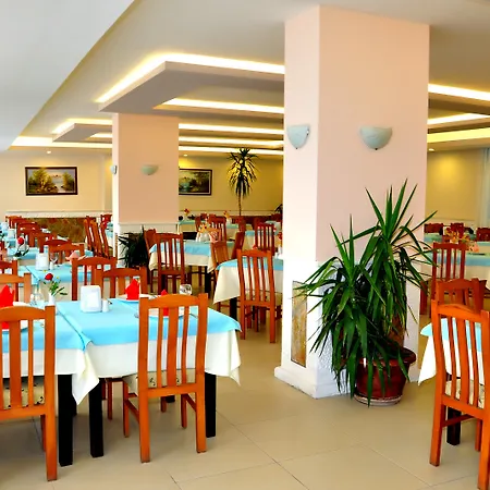 Hotel Cinar Family Suite Hotel Side