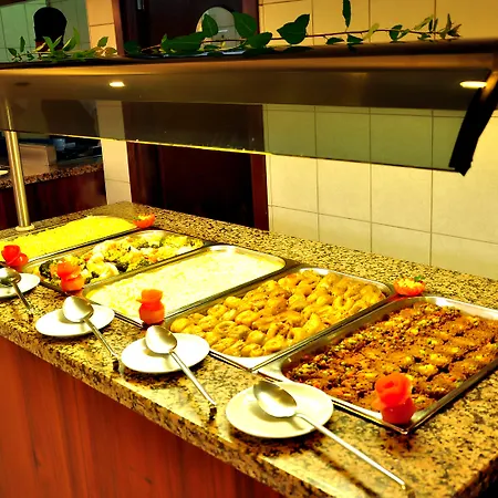 Cinar Family Suite Hotel Side 3*