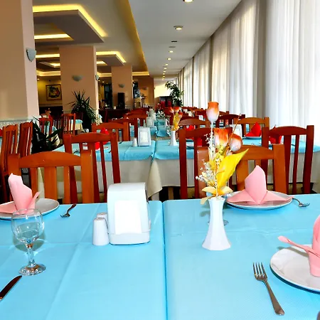Cinar Family Suite Hotel Side 3*