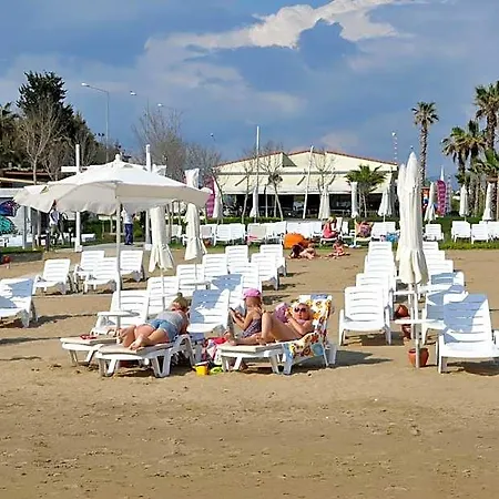 Szálloda Cinar Family Side