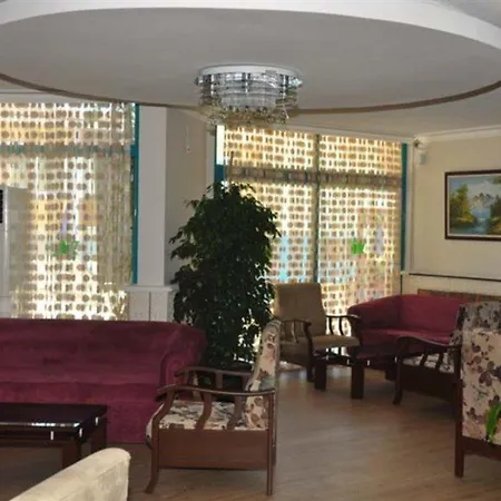 Hotel Cinar Family 3*