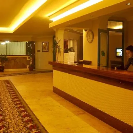 Hotel Cinar Family Suite Hotel Side