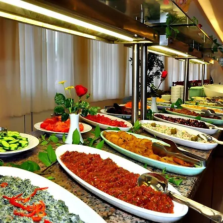 Cinar Family Suite Hotel 3*