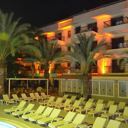 Hotel Cinar Family Side