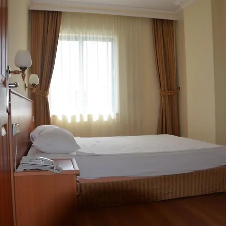 Hotel Cinar Family Suite Hotel Side