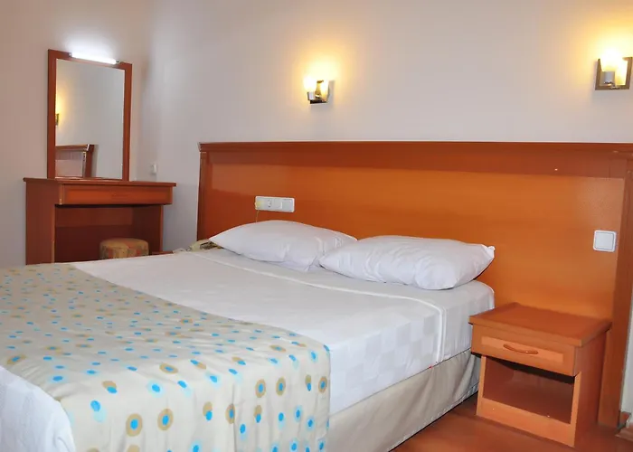 מלון Cinar Family סייד