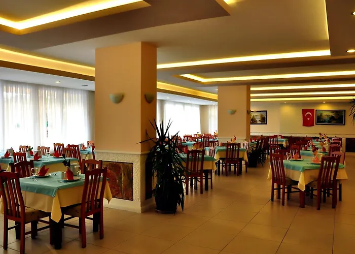 Cinar Family Szálloda 3*