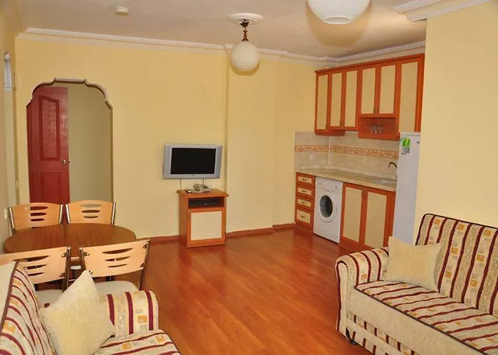 Cinar Family 3* Side